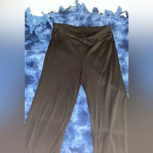 women’s v cut yoga pants